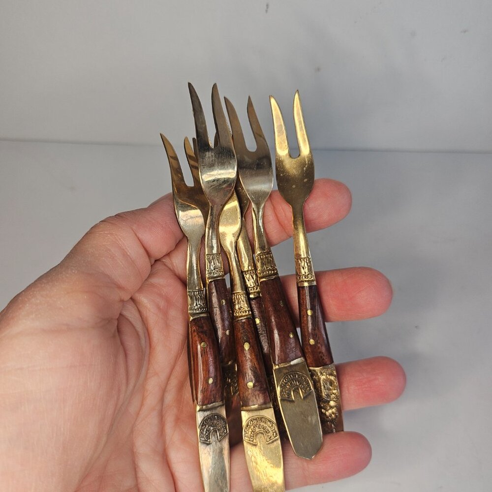 Vintage SIAM 6 Brass-Bronze gold tone & Teak wood cocktail forks Thailand - Picture 2 of 9